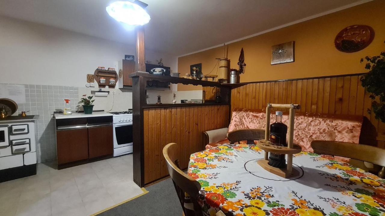 Apartman Stimac Crni Lug Exterior photo