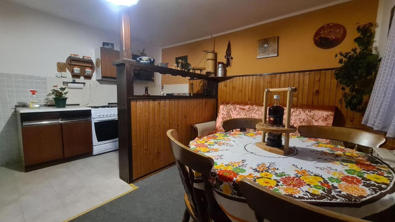 Apartman Stimac Crni Lug Exterior photo